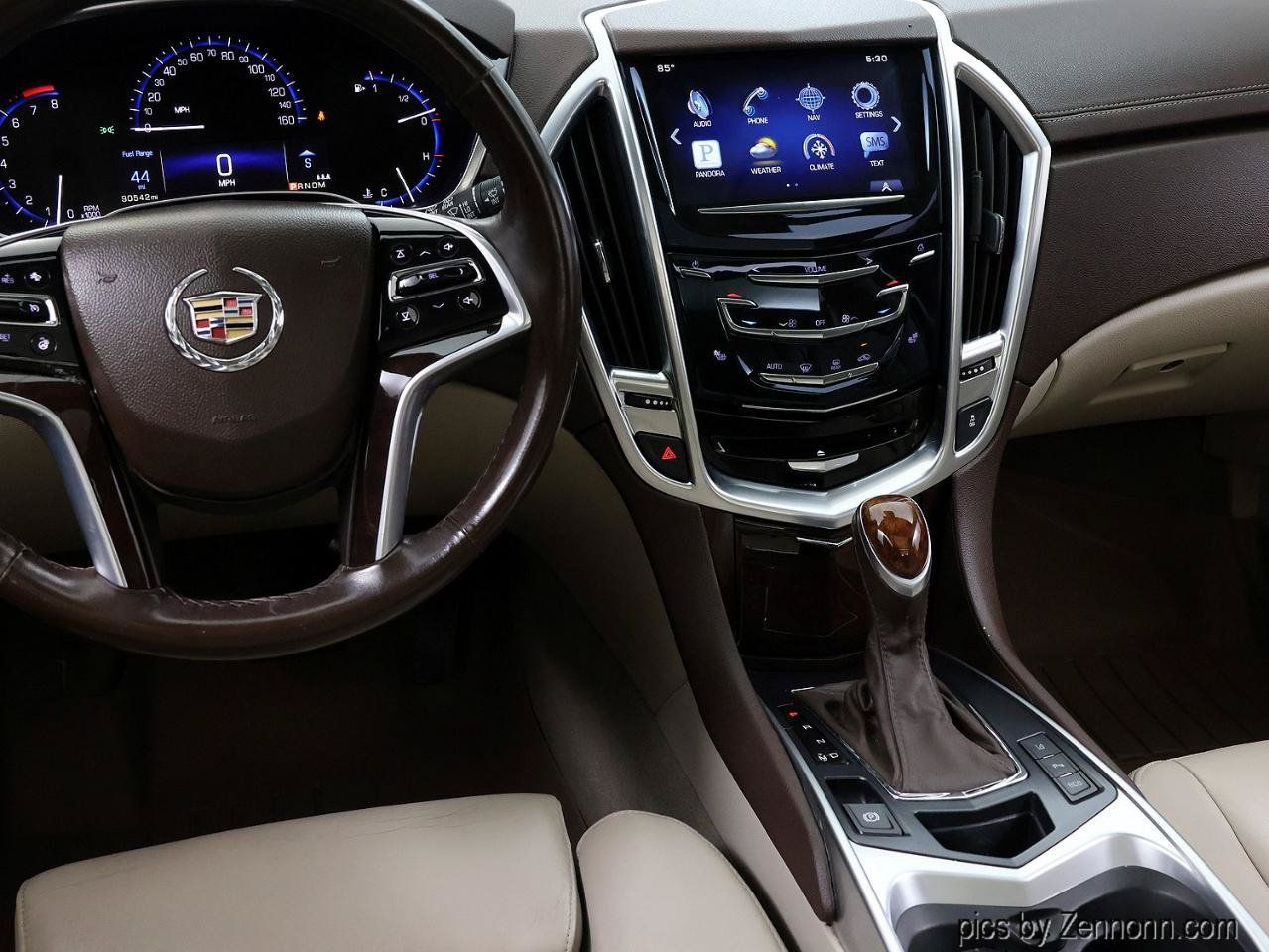Used 2015 Cadillac SRX Luxury w/ Driver Awareness Package AWD/4WD image 16