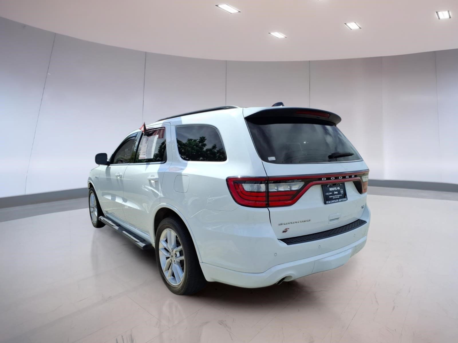 Used 2023 Dodge Durango R/T AWD/4WD image 3
