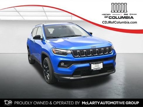 New 2026 Jeep Compass Latitude image 1