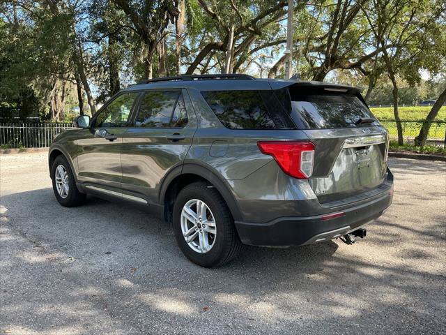 Used 2020 Ford Explorer XLT w/ Equipment Group 202A AWD/4WD image 4