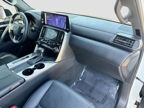 Used 2023 Lexus LX 600 F Sport w/ Accessory Package (Z1) image 15