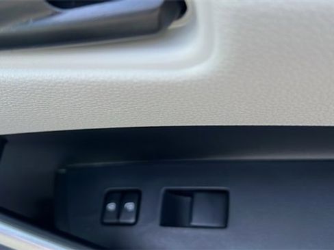 New 2026 Toyota Corolla Cross LE image 34