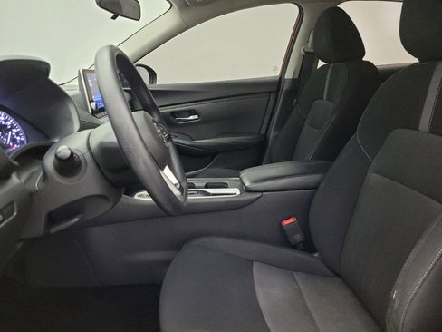 Used 2023 Nissan Sentra SV image 17