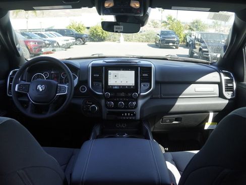 New 2026 RAM 1500 4x4 Crew Cab image 34