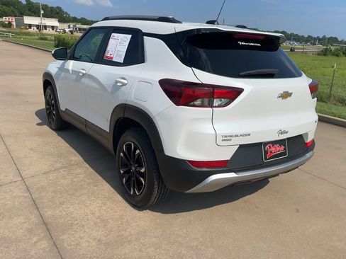 Used 2022 Chevrolet TrailBlazer LT AWD/4WD image 7