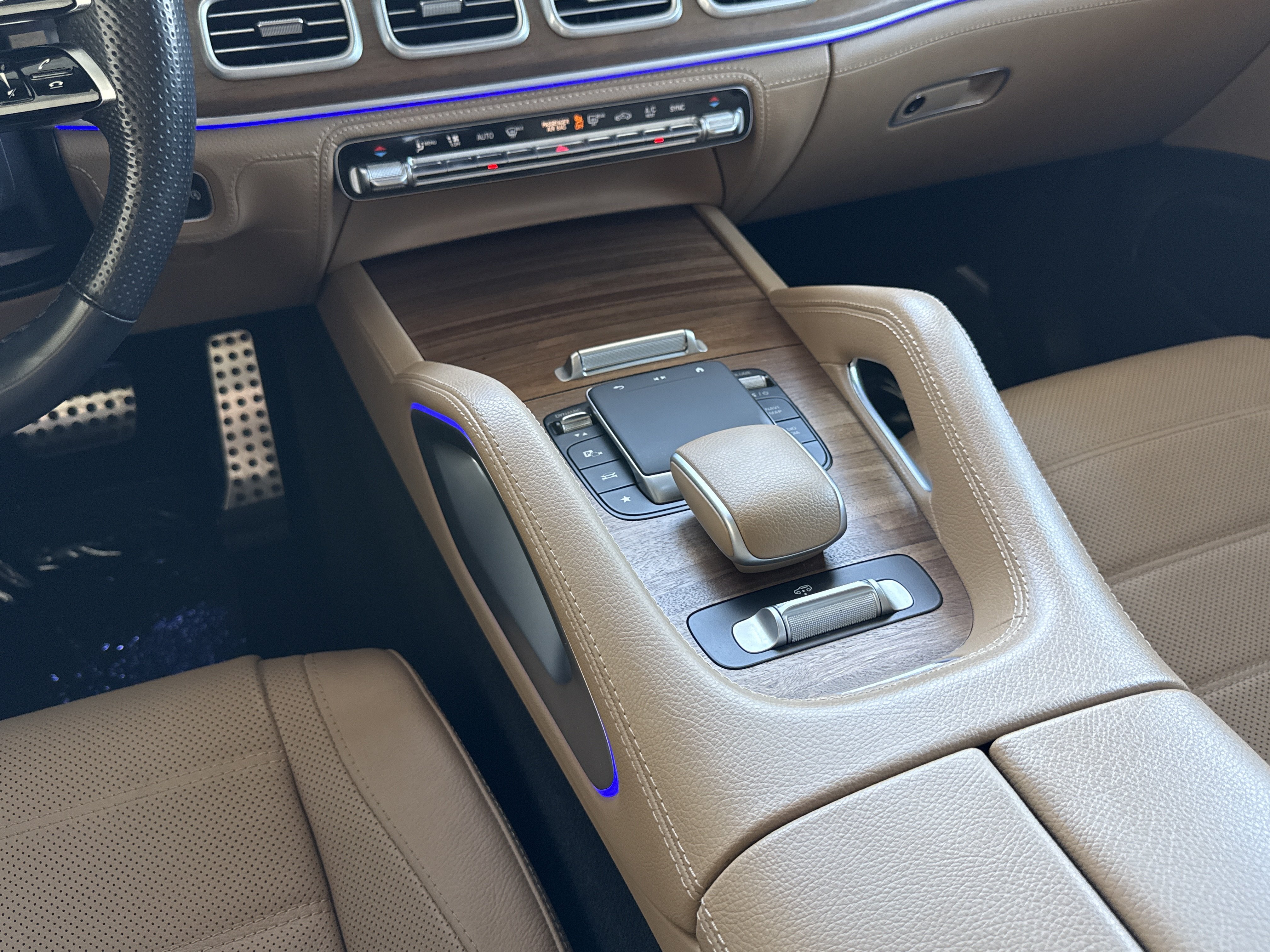 Certified 2024 Mercedes-Benz GLS 450 4MATIC image 45