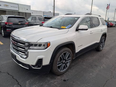 Used 2020 GMC Acadia SLT w/ Driver Alert Package II AWD/4WD image 4