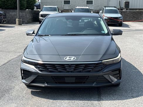Certified 2024 Hyundai Elantra Limited FWD image 29