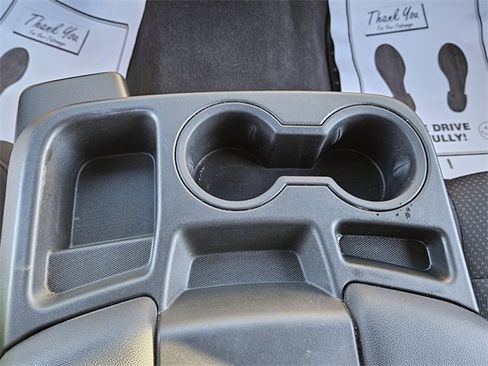 Used 2020 Chevrolet Silverado 1500 Custom w/ Custom Value Package image 18