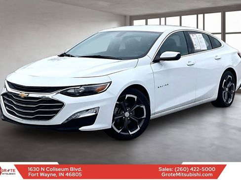 Used 2022 Chevrolet Malibu LT FWD image 1