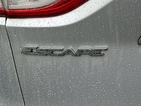 Used 2014 Ford Escape Titanium image 30