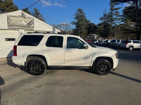 Used 2009 Chevrolet Tahoe LT w/ Luxury Package image 4
