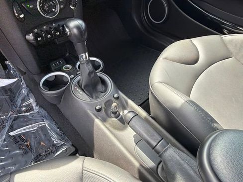 Used 2013 MINI Cooper Roadster FWD image 27