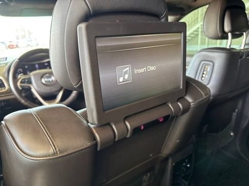 Used 2015 Jeep Grand Cherokee Summit w/ Platinum Series Group AWD/4WD image 16