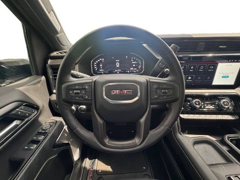 Used 2025 GMC Sierra 2500 AT4X AWD/4WD image 14