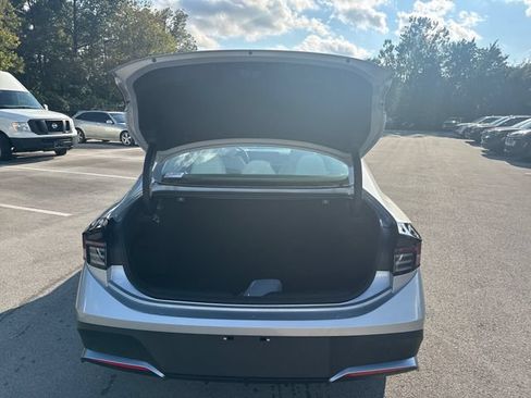 New 2026 Hyundai Sonata Blue FWD image 9