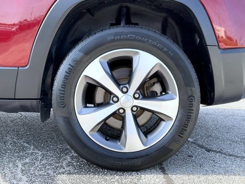 Used 2020 Jeep Cherokee Limited AWD/4WD image 22