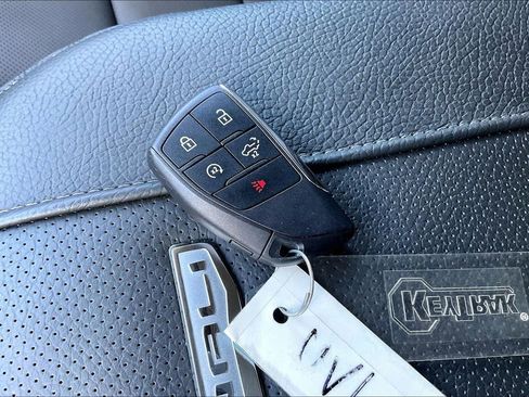 Used 2025 GMC Sierra 2500 Denali w/ Denali Reserve Package image 36