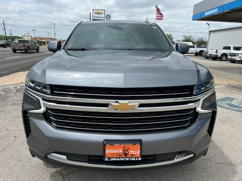 Used 2021 Chevrolet Tahoe LT image 2