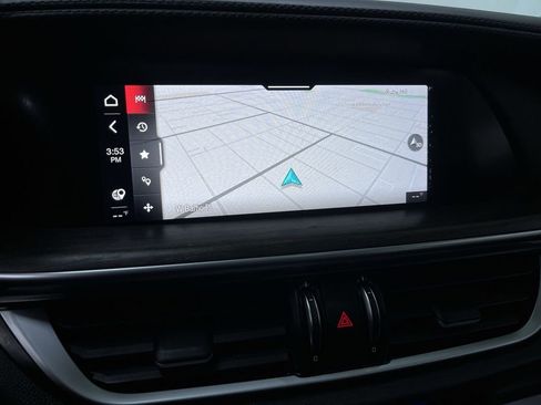 Used 2022 Alfa Romeo Stelvio Ti image 24