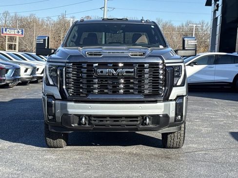 Used 2024 GMC Sierra 2500 Denali Ultimate image 14
