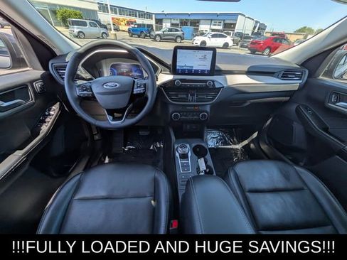 Used 2022 Ford Escape SEL w/ Technology Package AWD/4WD image 12