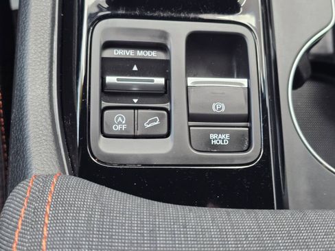 Certified 2025 Honda Pilot Sport image 36