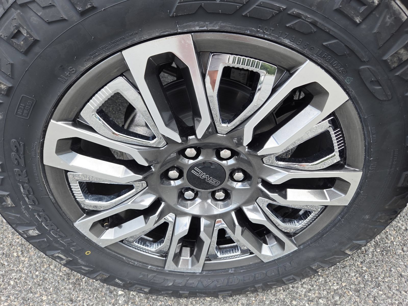 New 2026 GMC Sierra 1500 Denali Ultimate AWD/4WD image 17