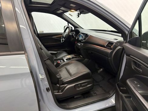 Used 2023 Honda Passport EX-L image 15