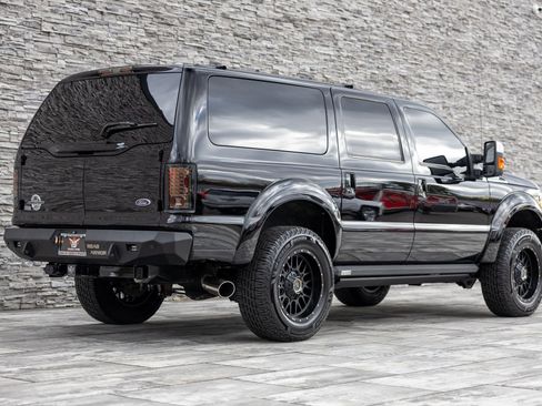 Used 2016 Ford F250 King Ranch w/ King Ranch w/Chrome Package image 10