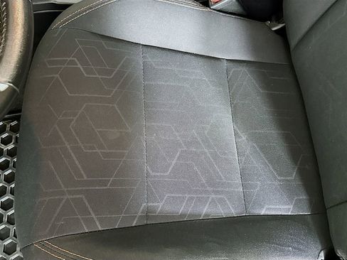 Used 2017 Toyota Tacoma TRD Off-Road image 20