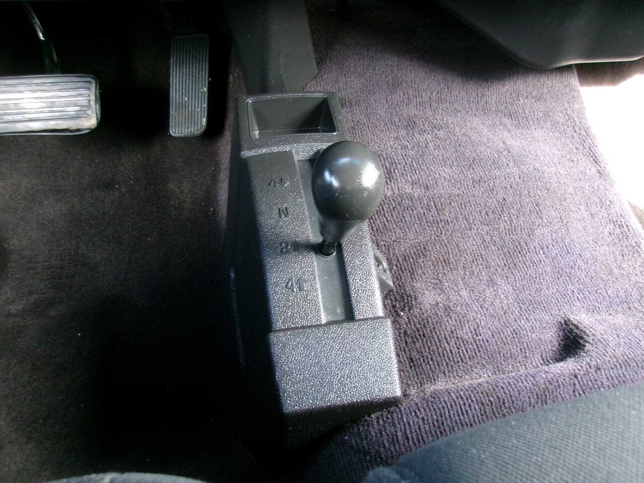 Used 2013 Chevrolet Silverado 2500 W/T AWD/4WD image 18