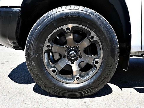 Used 2016 Toyota Tundra SR5 RWD image 8