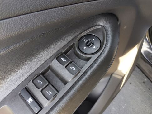 Used 2018 Ford Escape SE image 13