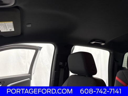 Used 2024 Chevrolet Colorado Z71 w/ Z71 Convenience Package 2 AWD/4WD image 25