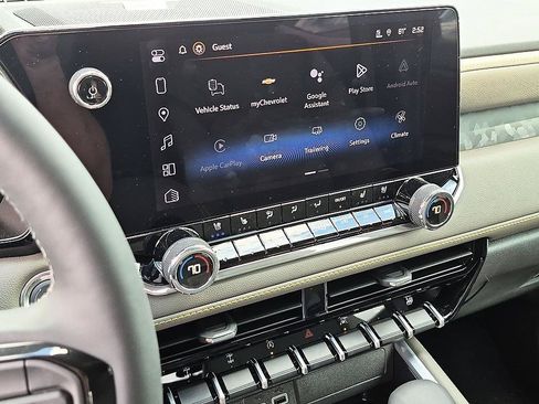 New 2026 Chevrolet Colorado ZR2 w/ Technology Package AWD/4WD image 21