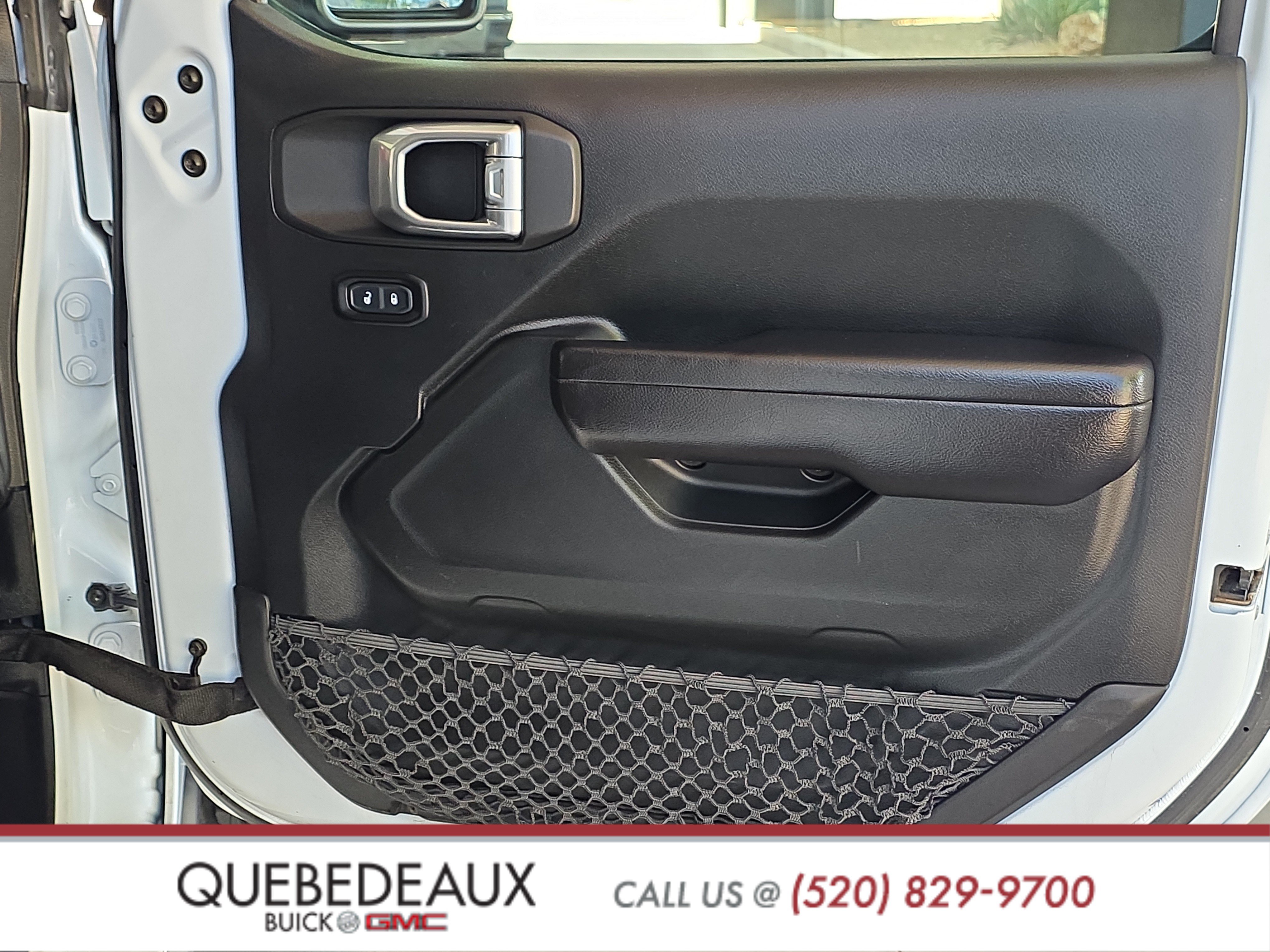 Used 2021 Jeep Wrangler Unlimited Rubicon w/ Dual Top Group AWD/4WD image 31