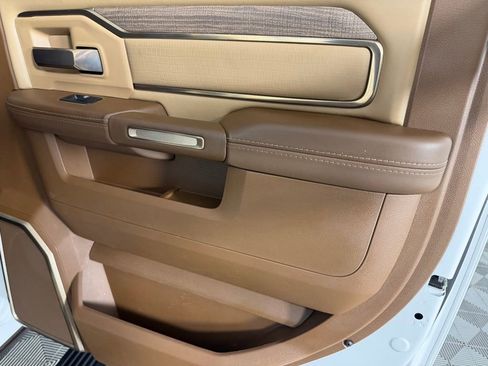 Used 2024 RAM 2500 Limited w/ Towing Technology Group image 31