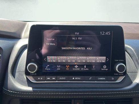 Used 2023 Nissan Rogue SV FWD image 18