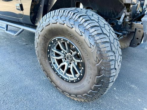 Used 2017 Jeep Wrangler Unlimited Sport w/ Quick Order Package 23S image 14