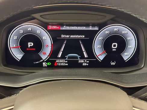 Used 2023 Audi Q7 2.0T Premium Plus w/ Premium Plus Package image 19