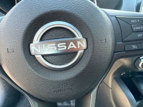 Used 2023 Nissan Versa S w/ Trunk Package FWD image 7