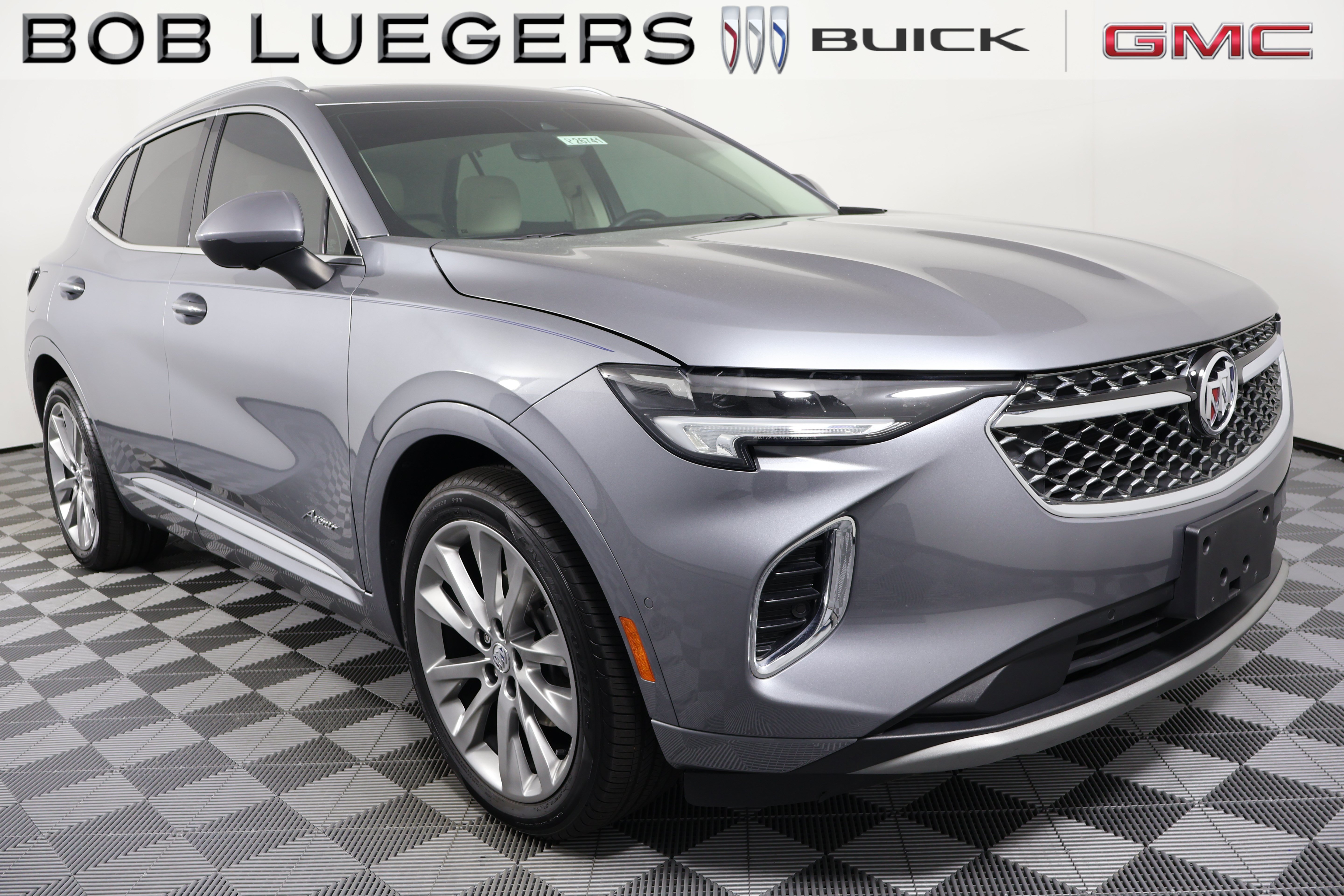 Used 2022 Buick Envision Avenir w/ Technology Package II AWD/4WD image 1