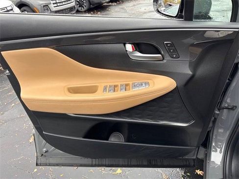 Used 2023 Hyundai Santa Fe Calligraphy image 12