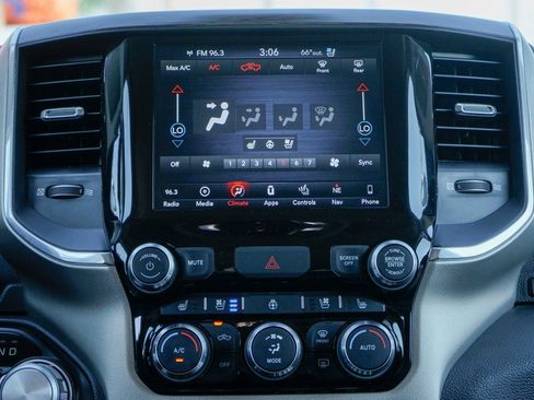 Used 2019 RAM 1500 Laramie image 29