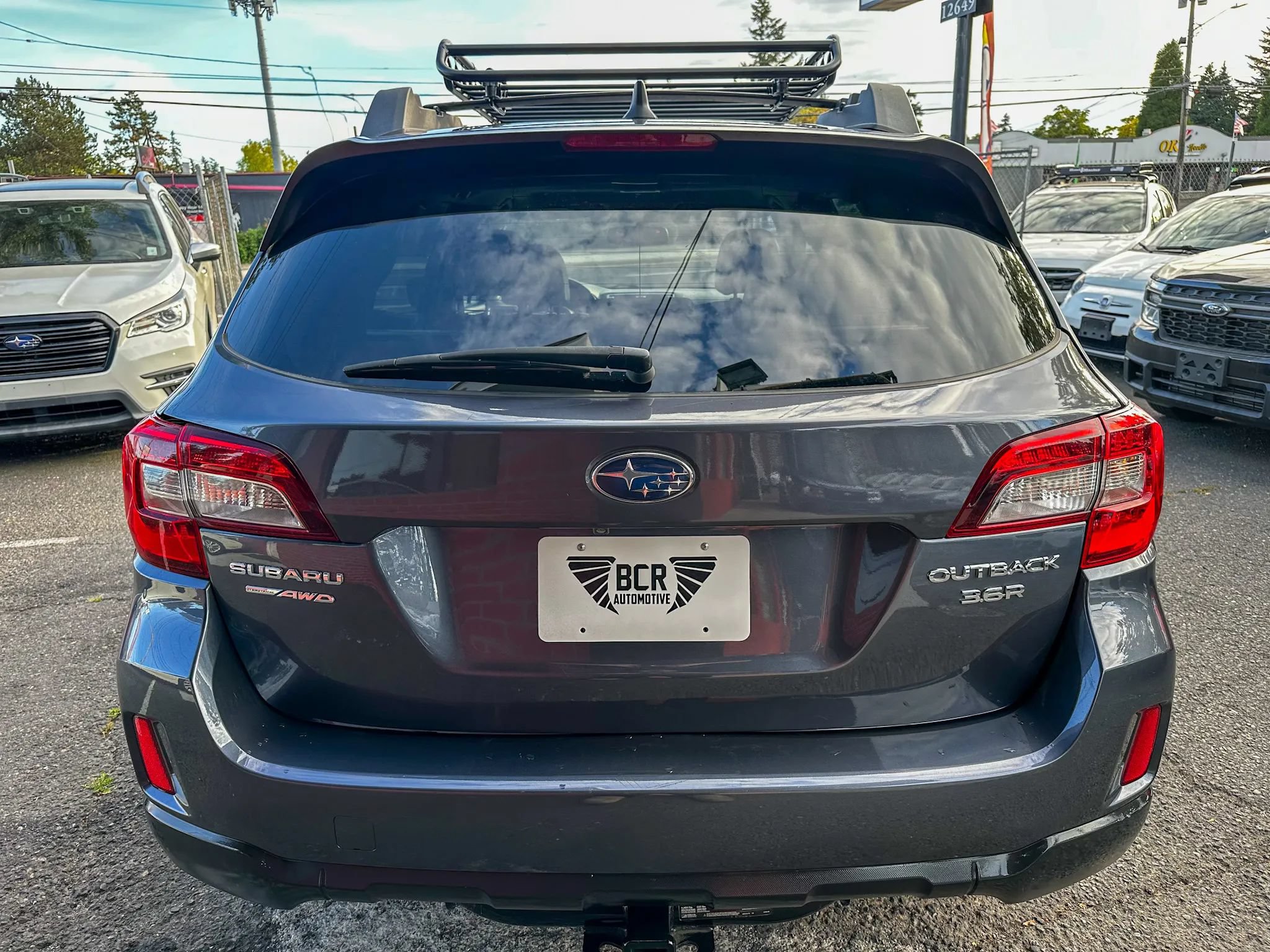 Used 2016 Subaru Outback 3.6R Limited AWD/4WD image 10