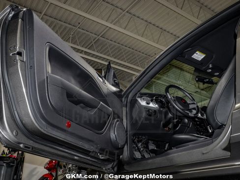 Used 2005 Ford Mustang GT image 94