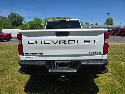 Used 2024 Chevrolet Silverado 2500 Custom w/ Custom Convenience Package AWD/4WD image 6