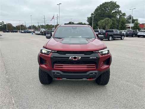 New 2025 Chevrolet Colorado ZR2 w/ Midnight Edition image 3