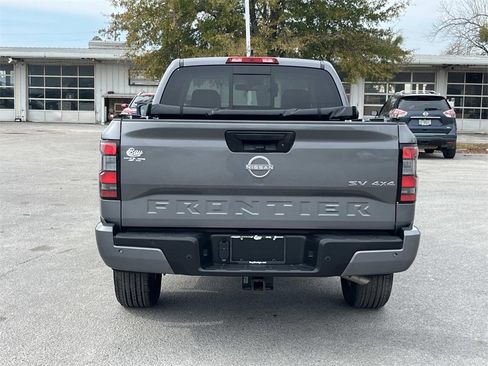Used 2023 Nissan Frontier SV w/ SV Convenience Package image 4